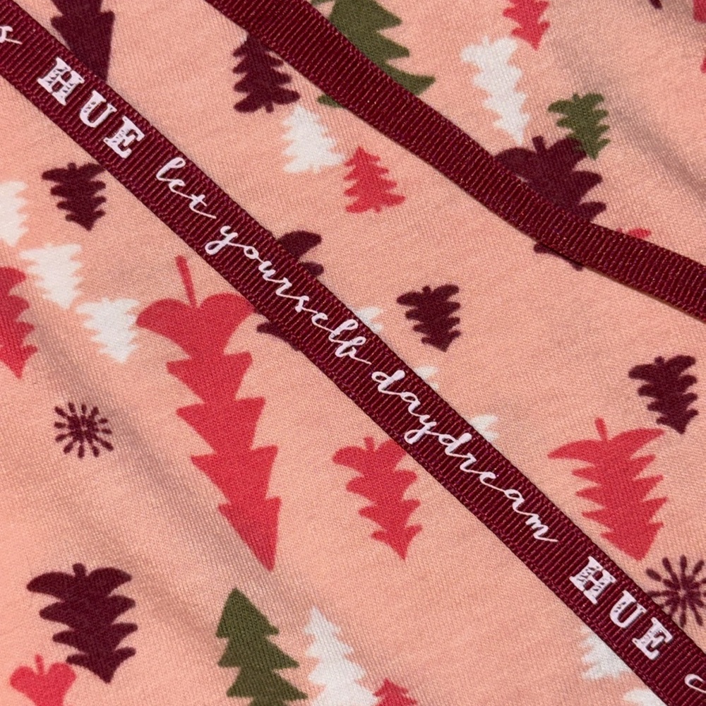 Hue Pajama Pants XL inseam 27-28” coral, burgundy, green Evergreen trees NWOT